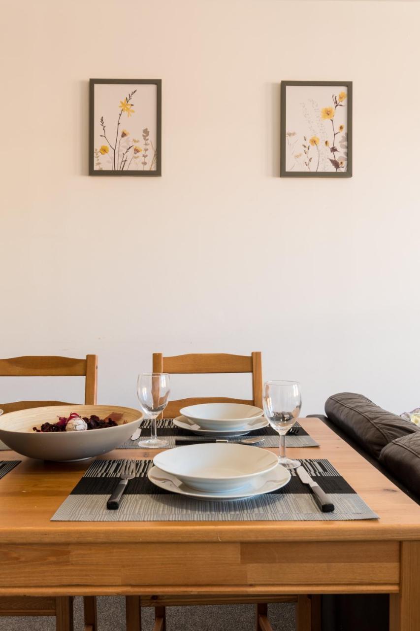 سويندون Old Town Central Apartments المظهر الخارجي الصورة